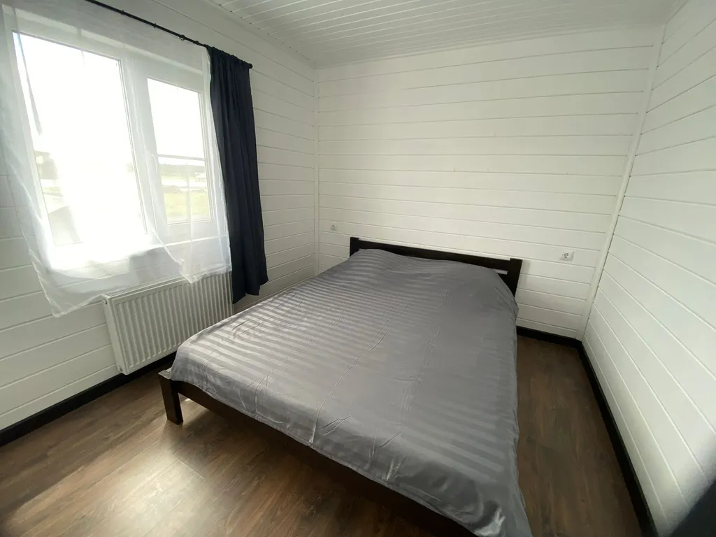 Коттедж Дом у прудов — Коммунар