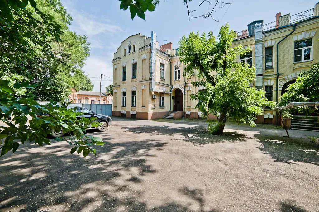 Квартира Квартира с высокими потолками в историческом центре Краснодара — Краснодар
