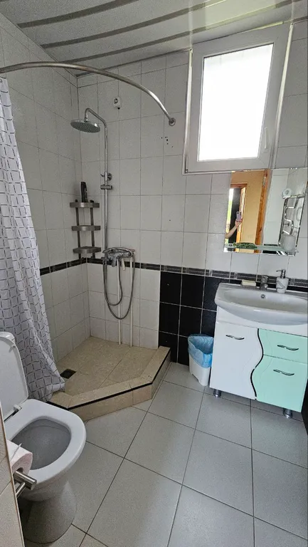 Тихий уютный дом на участке