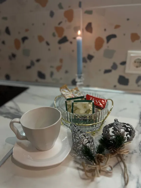 Уютная евродвушка с видом на море, горы и парк Ривьера