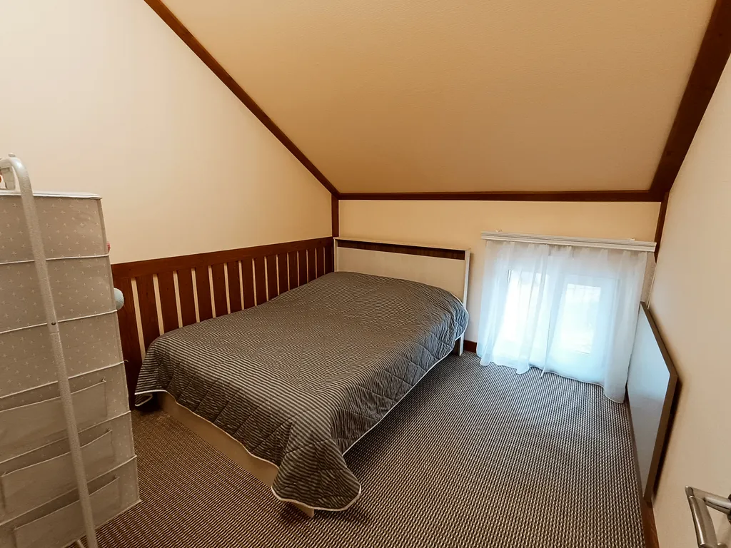 7-комнатный Дом