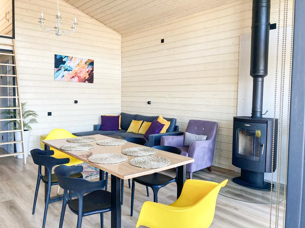 Уютный коттедж БарнХаус с сауной (включена) и сибирским чаном