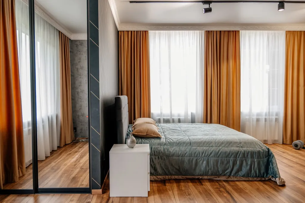 Дом с бассейном и видом на горы