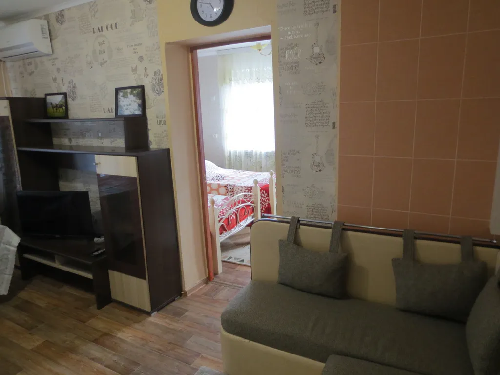 Коттедж Уютный дом в самом центре города — Ессентуки