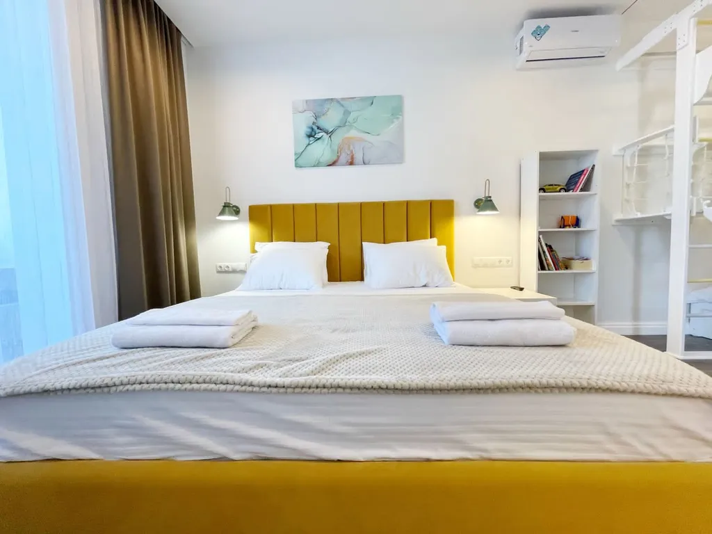 Солнечная квартира на самом берегу моря