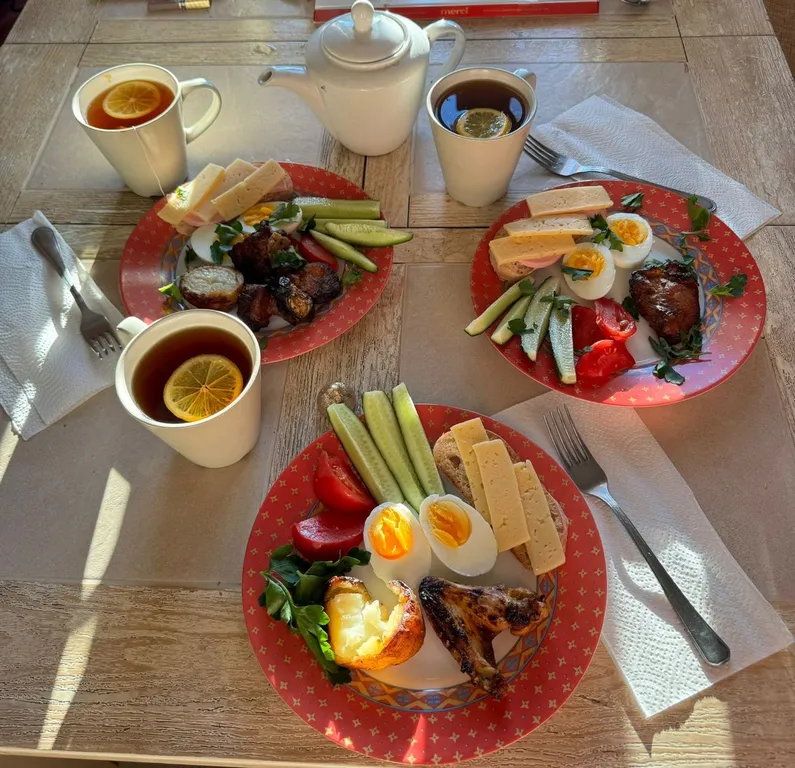 Коттедж Уютный дом с камином, баней на дровах и чаном в лесу на берегу реки — Старово