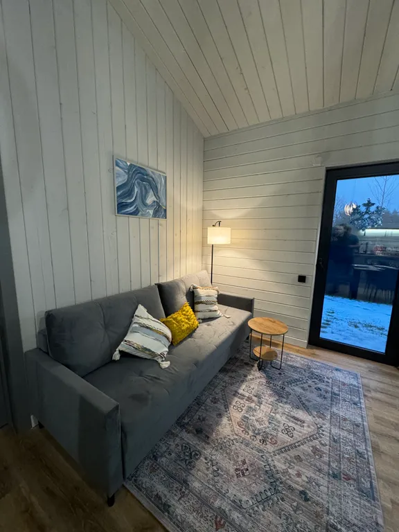 Коттедж Уютный коттедж с сауной и купелью — Бугры