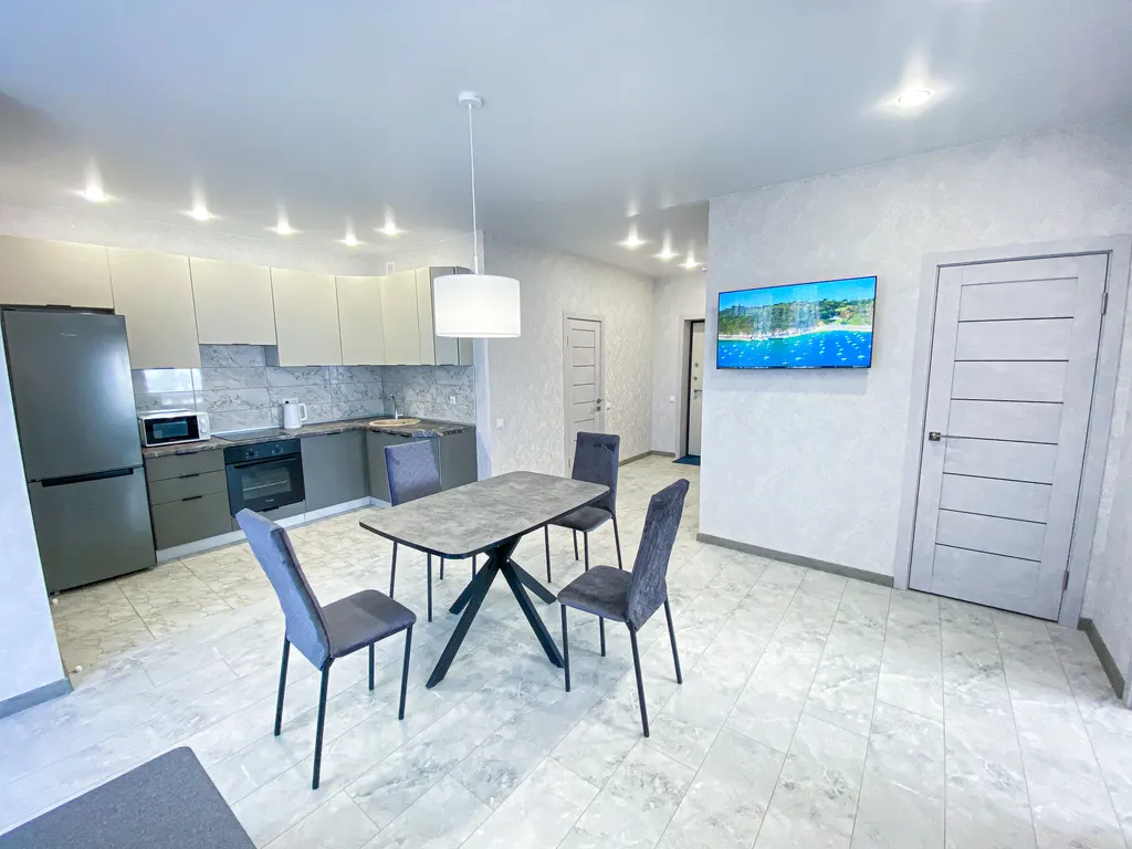 Квартира с сумасшедшим видом из окна на выезде из города