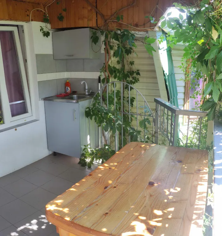 Номер в коттедже с балконом