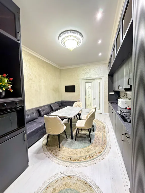 Modern Stroy 40 by Royal rentals