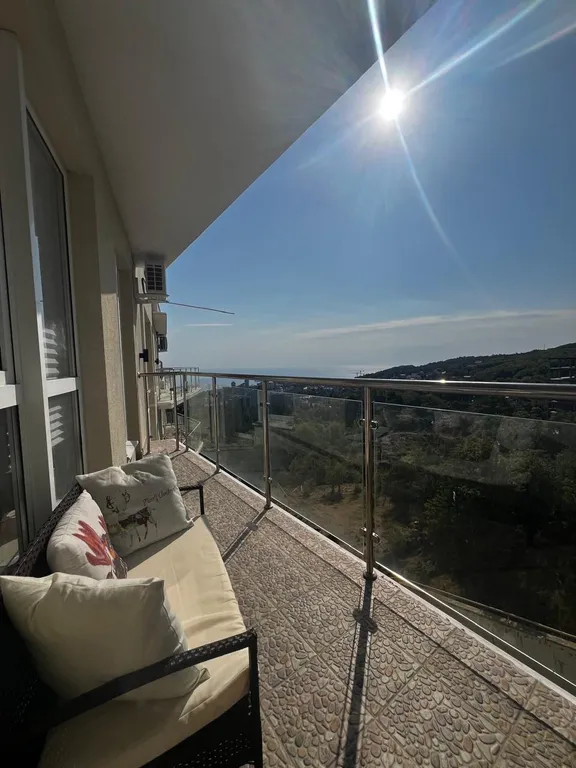 Двухкомнатная квартира «Лагуна» с детской