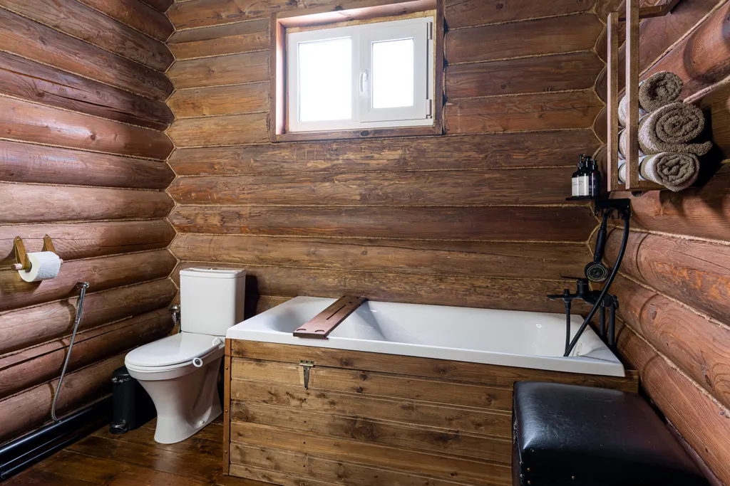 Уютный бревенчатый дом