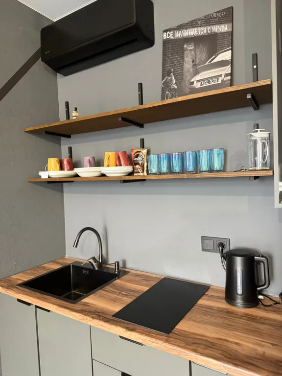 Баня, бассейн с подогревом и дом с видом на горы