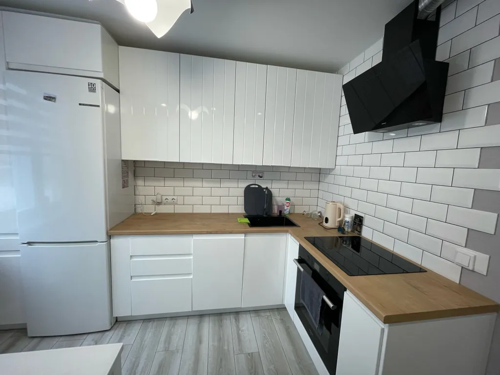 Уютная З комнатная квартира на 19 этаже