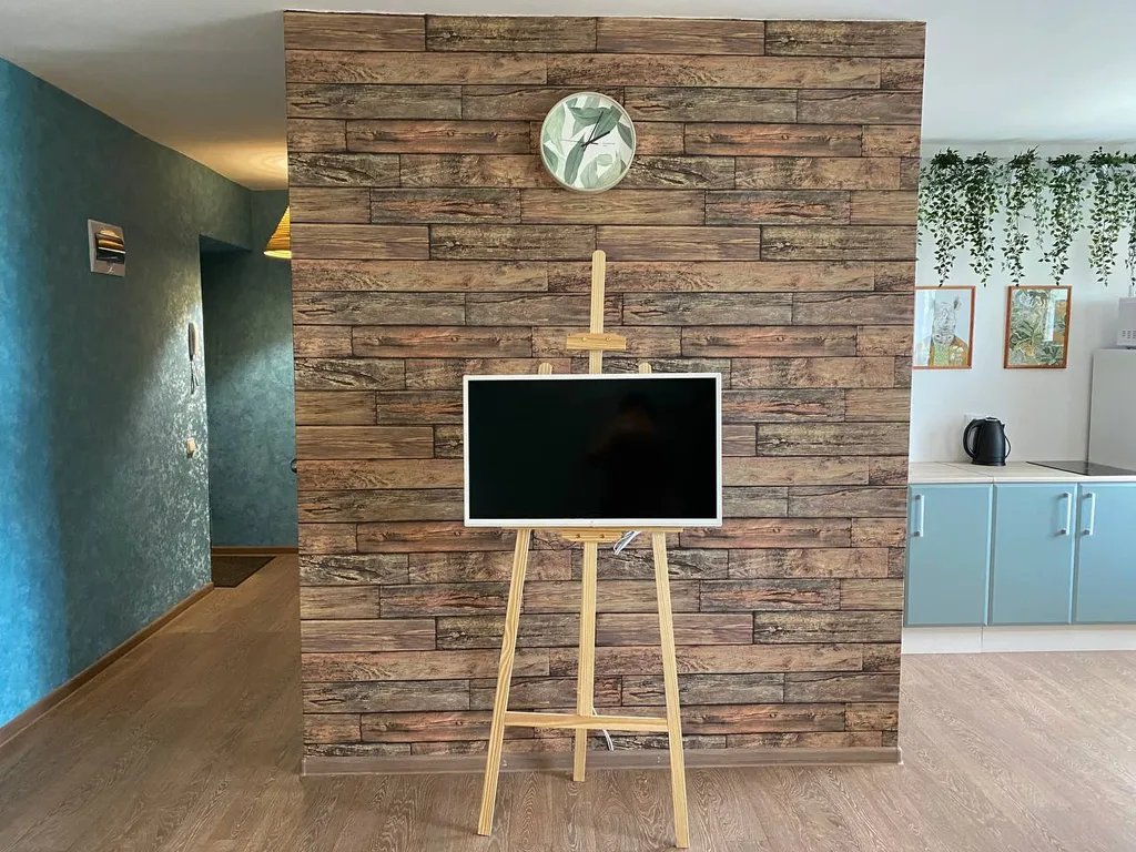 Яркая стильная квартира с видом на Сады