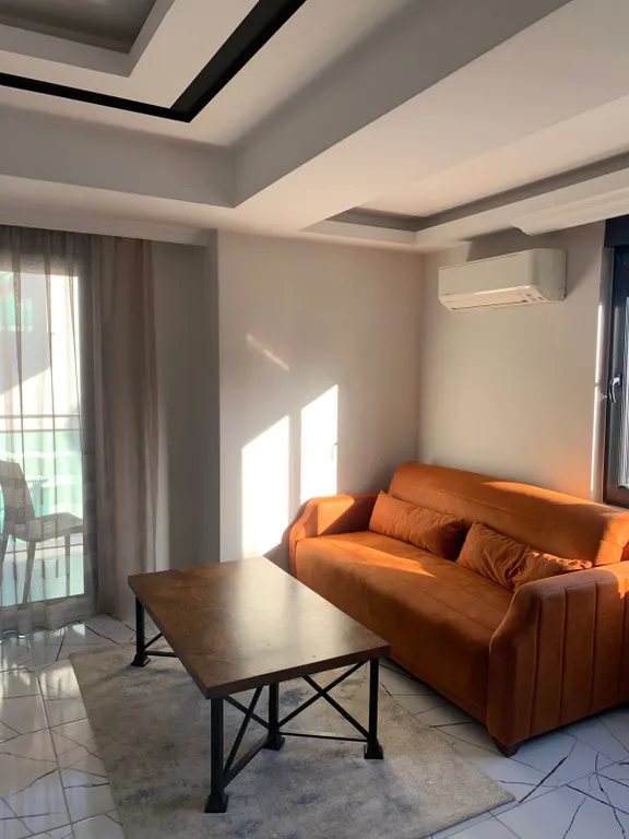 Просторная квартира в центре Алании у моря