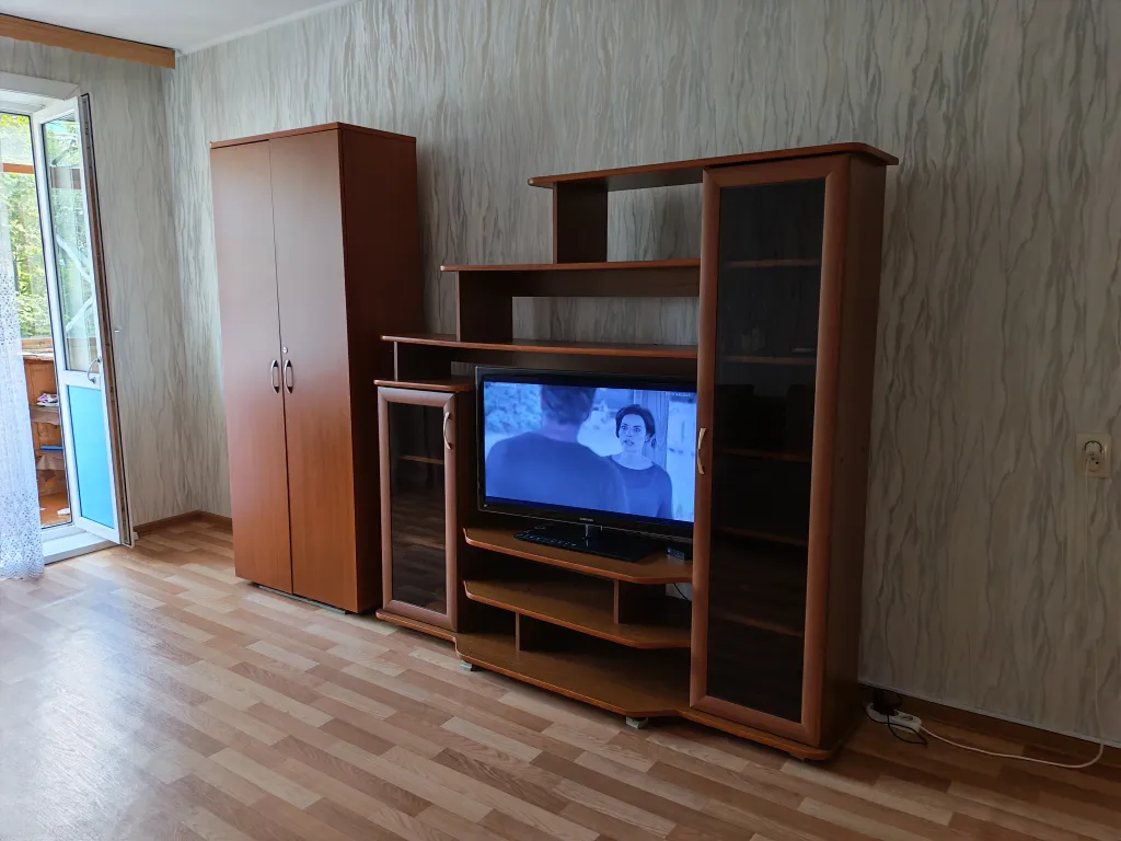 Уютная двухкомнатная квартира недалеко от центра