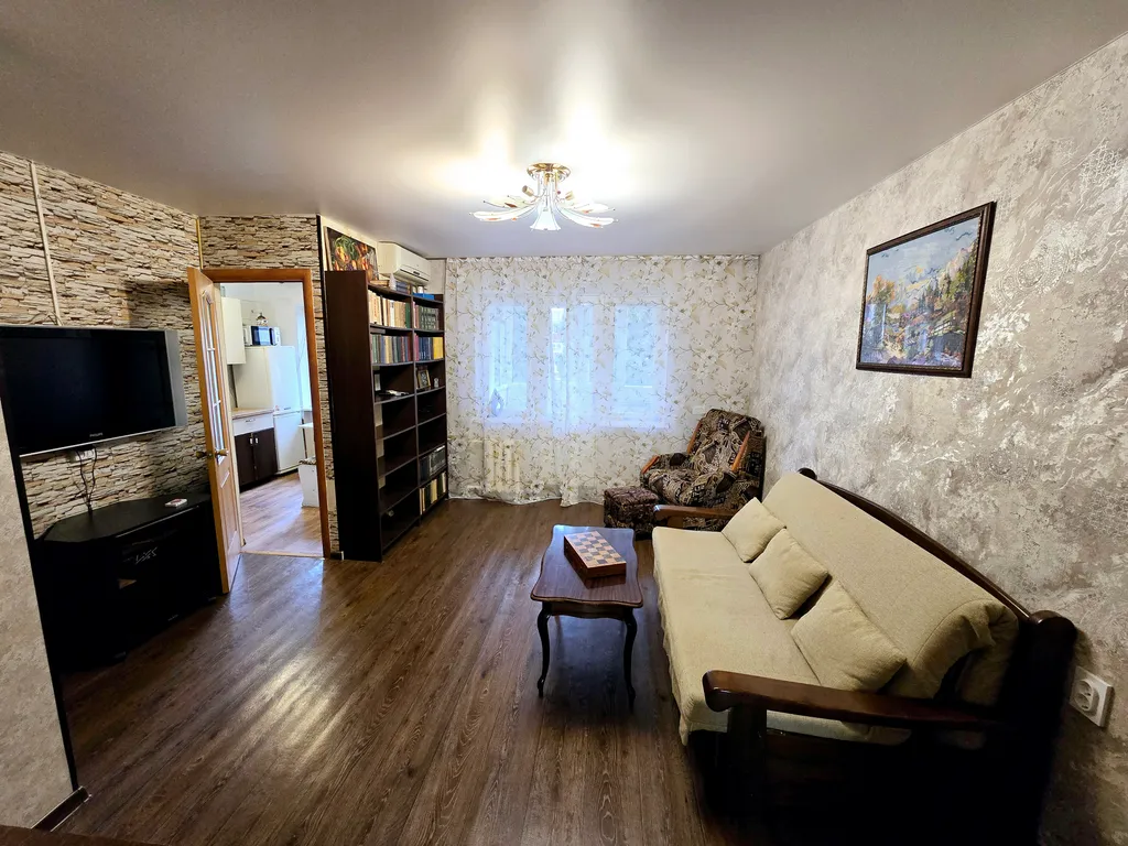 Квартира Двухкомнатная квартира в центре — Адлер