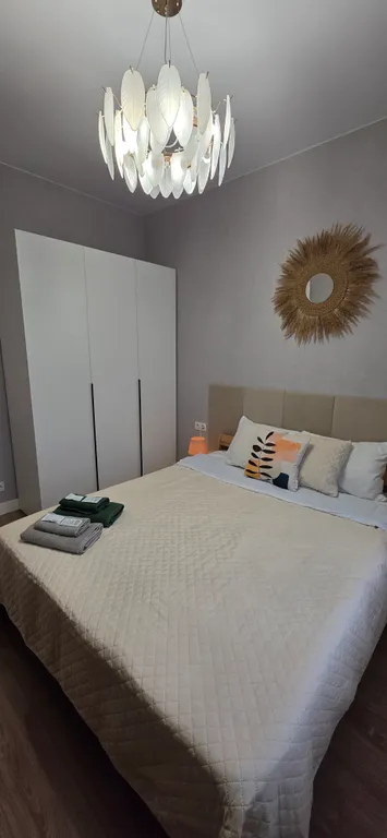 Шикарная двухкомнатная квартира у Мещерского парка