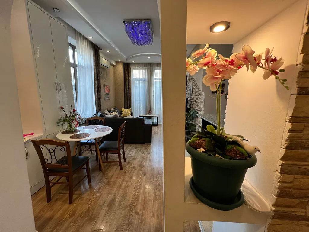 Комфортная квартира в старом Тбилиси