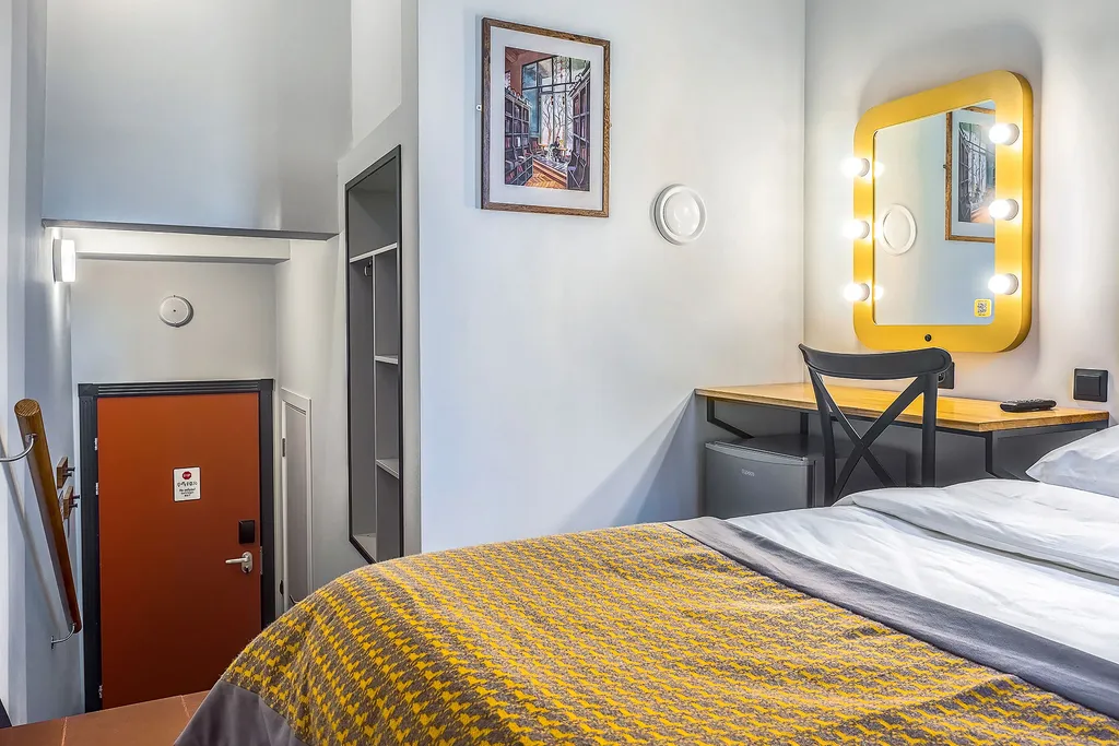 Квартира Комната — аренда посуточно в Санкт-Петербург