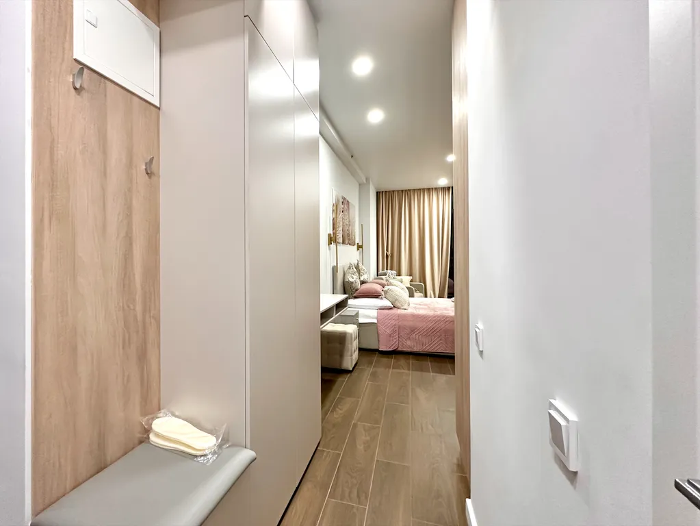 Дизайнерская студия Ls-art-sweet caramel с видом на море с 4 этажа