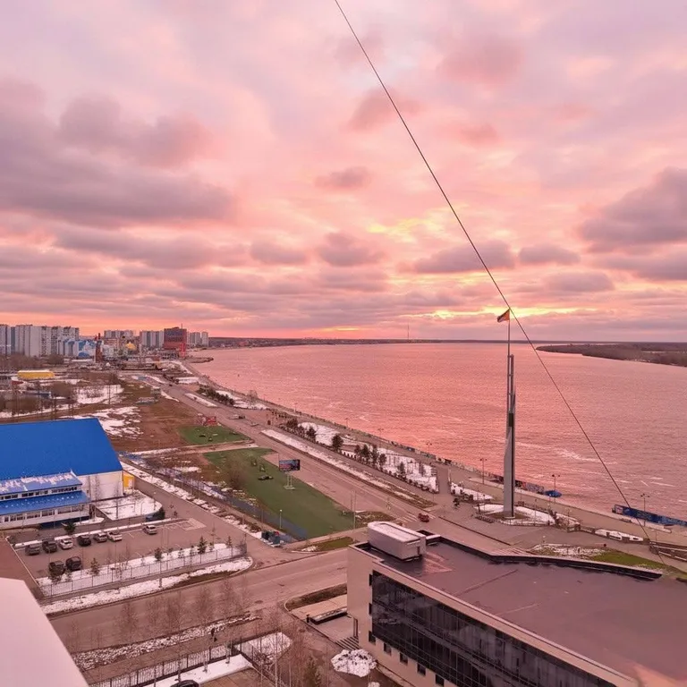 Апартаменты с видом на набережную