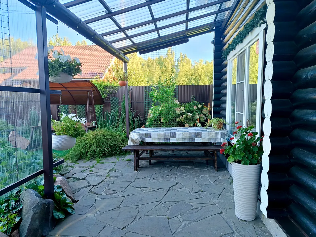 Уютный дом с бильярдом и сауной на побережье водохранилища