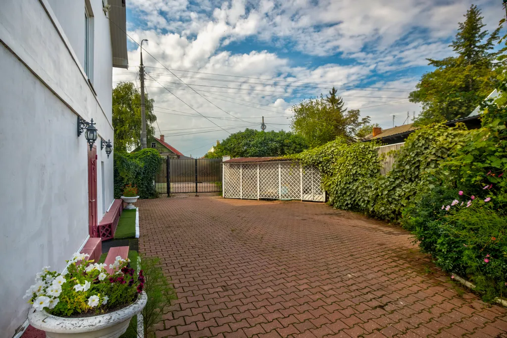 Старинный дом купцов Храниловых