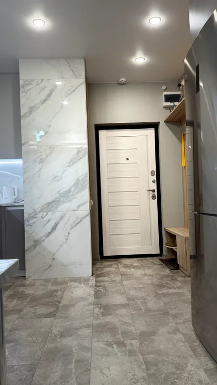 Уютная видовая современная квартира