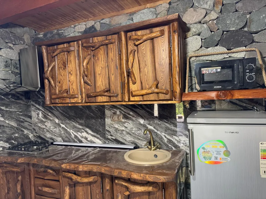 Каменный дом шале