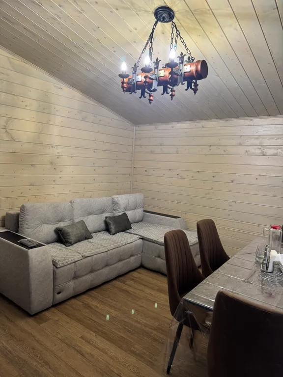 Коттедж Дом с панорамными окнами и видом на лес — Архыз