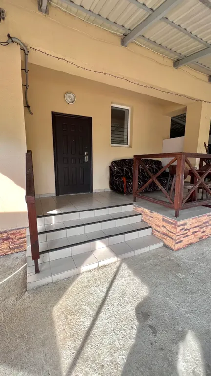 Уютный дом под ключ в элитном районе