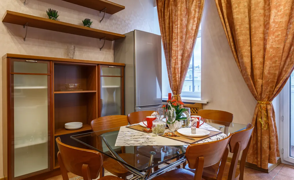 Четырех комнатная квартира Легенда Кремля