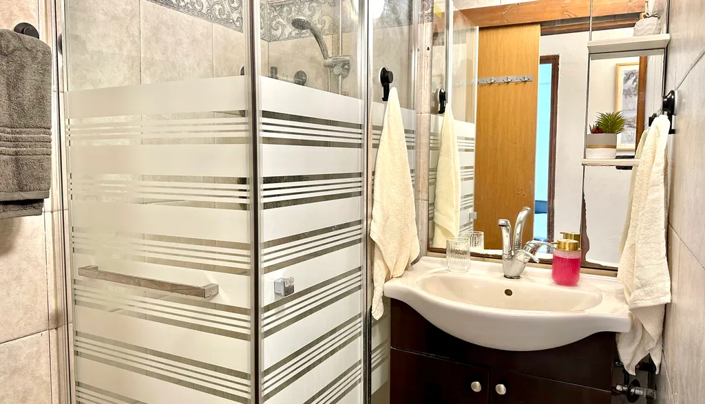 Потрясающие 2-комнатные апартаменты на берегу моря