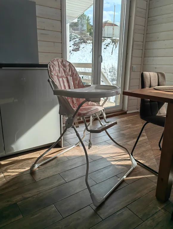 Стильный и уютный дом вблизи города