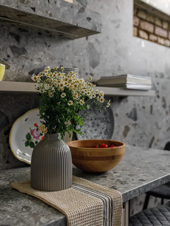 Уютная двухуровневая квартира с сауной в центре города