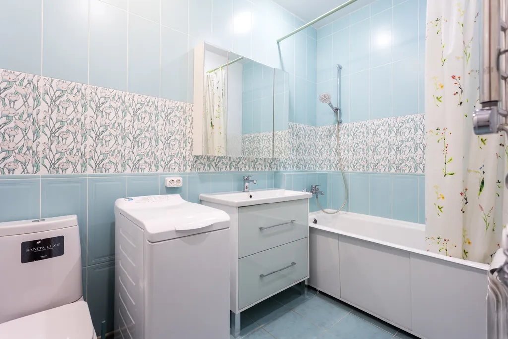 Большой загородный дом