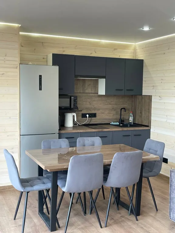 3-комнатный коттедж с бассейном