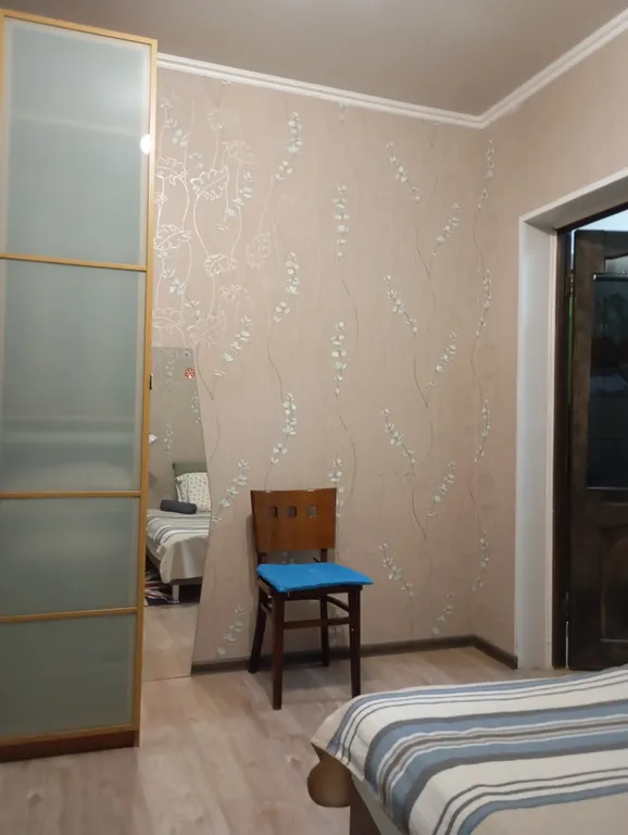 Бирюза, комната с ключом в частном доме