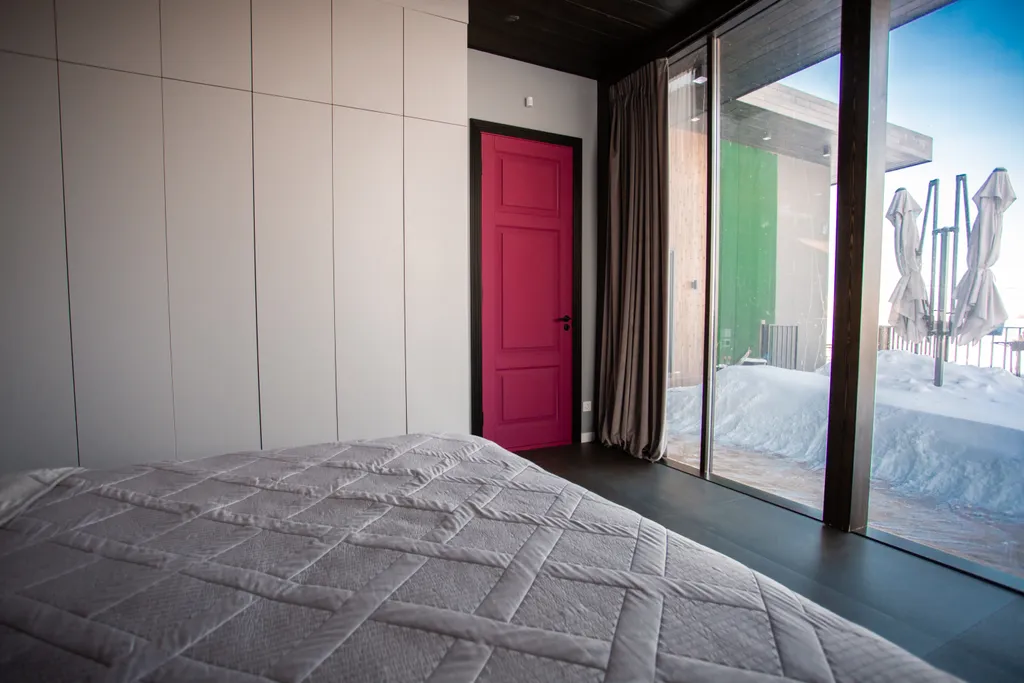 Дом с видом на озеро