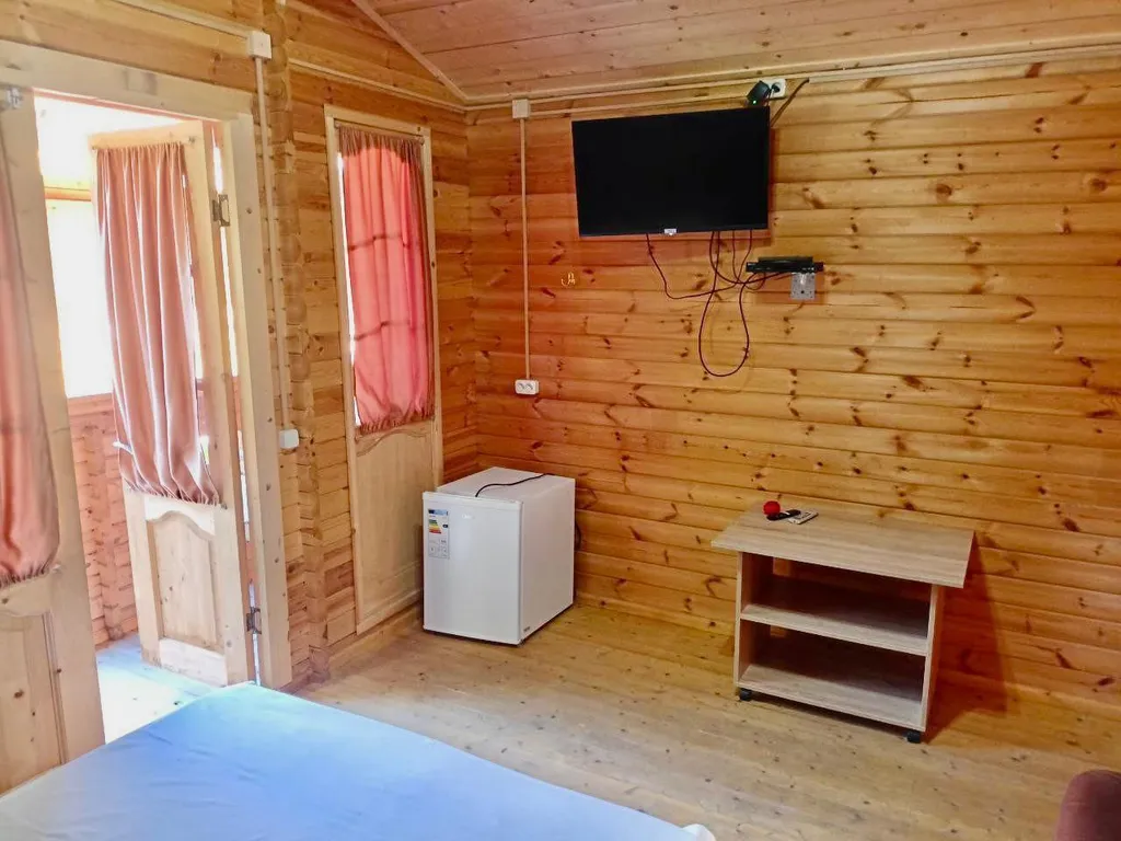 Коттедж 1-комнатный Дом — Гагра