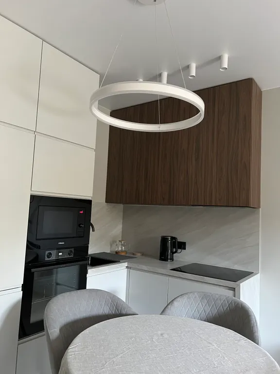 Новые апартаменты у моря в живописном месте в центре