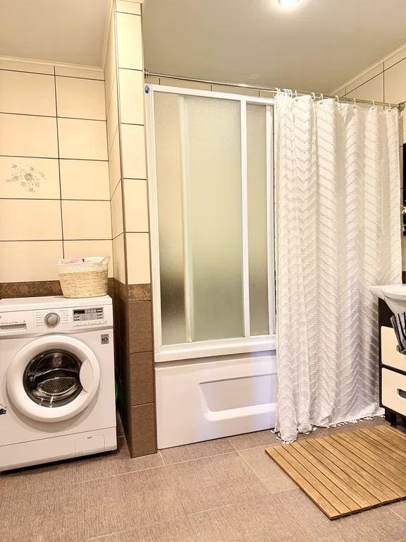 Двухуровневая мансарда с видом на Замок