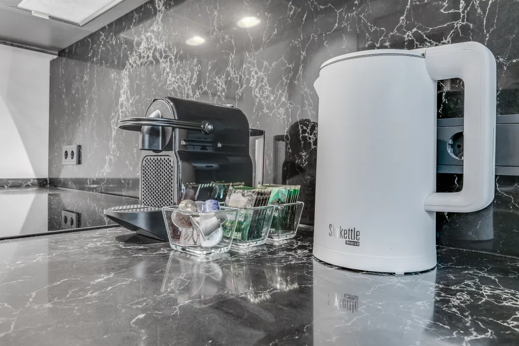 Квартира Просторные двухкомнатные апартаменты с видом на парк — Москва