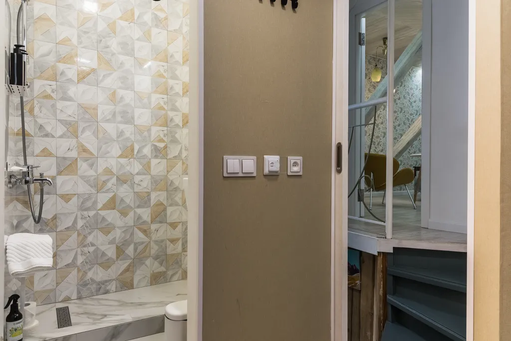 Трехуровневая квартира в историческом доме в центре города