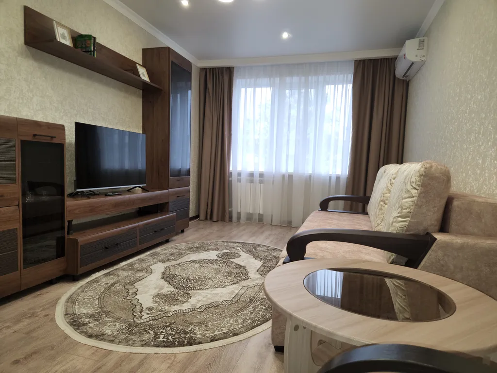 Уютная квартира в центре города — аренда посуточно в Керчь