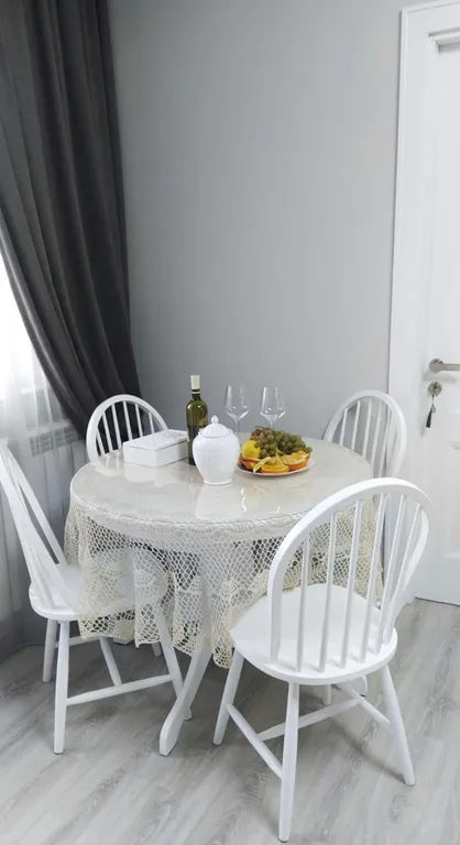 Светлая и уютная квартира с 3 комнатами, 7 минут от моря