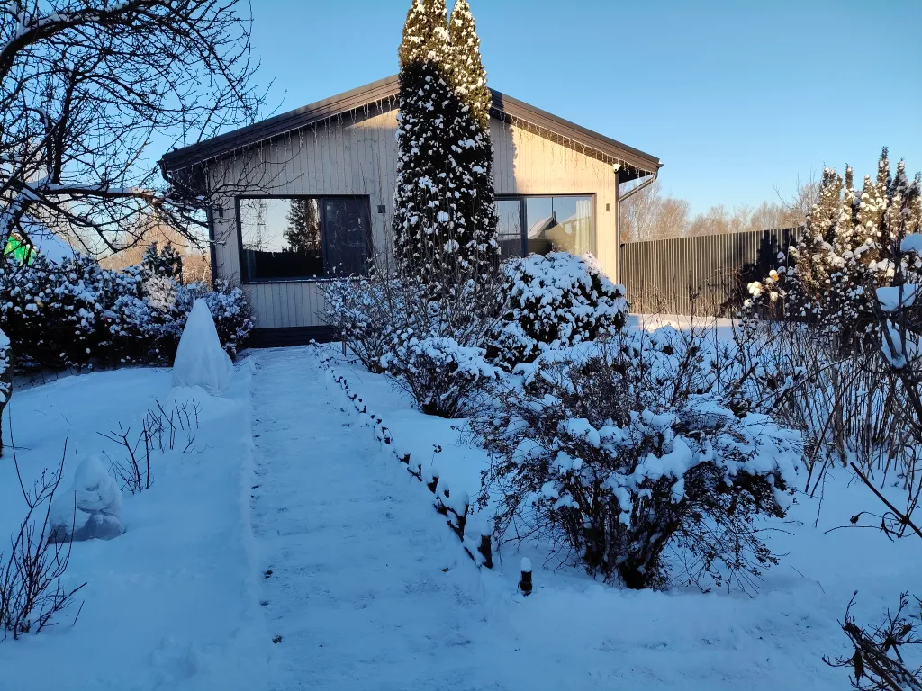 Дом с видом на озеро