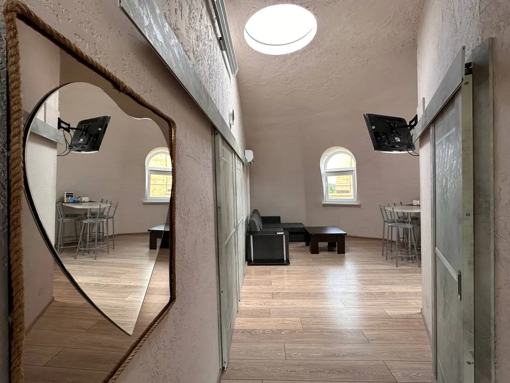 Дом под куполом